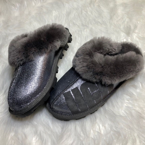 fur lined crocs clogs